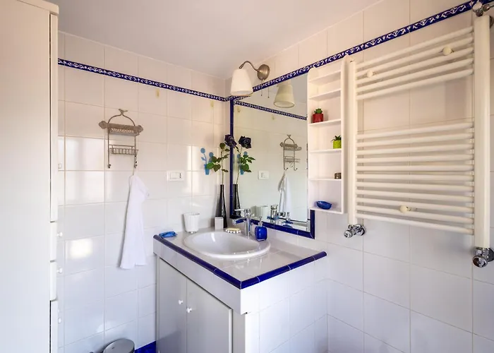 Apartamento La Terrazza Sui Tigli Eur Metro Laurentina